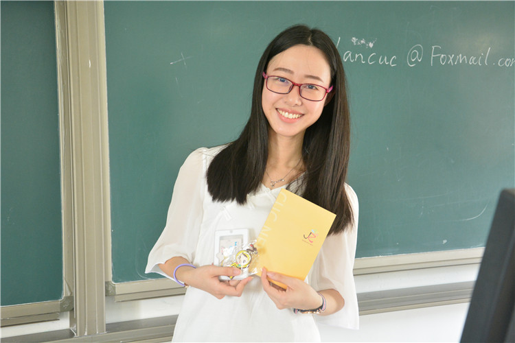 20160907陈孜岚:我是学生们的姐姐 李城 (3).JPG