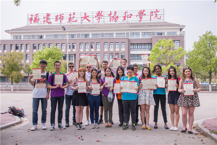 【校园文化】201503协和遇上兰开夏——学院展开第二届中英学生文化交流之旅 - 副本.jpg