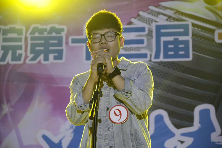 20151106为梦想鸣音 我院举办第十三届十佳歌手大赛 吕金玉 黄伟斌 林 源 (4).jpg