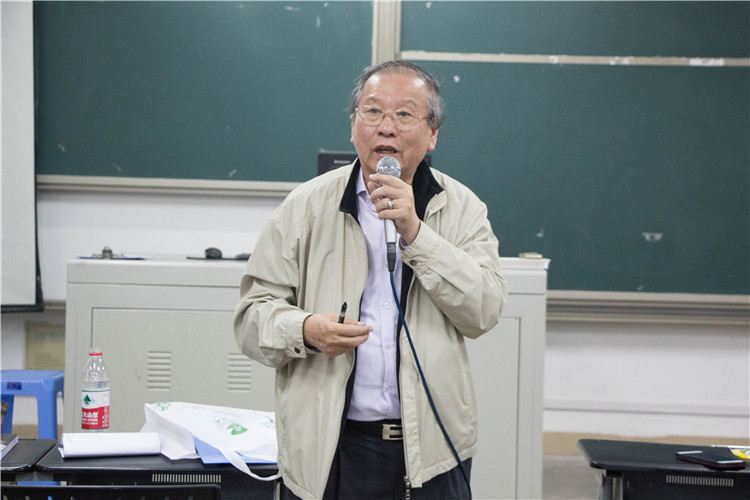 品牌三马来西亚槟州华人大会堂主席许廷炎一行莅院讲座.JPG