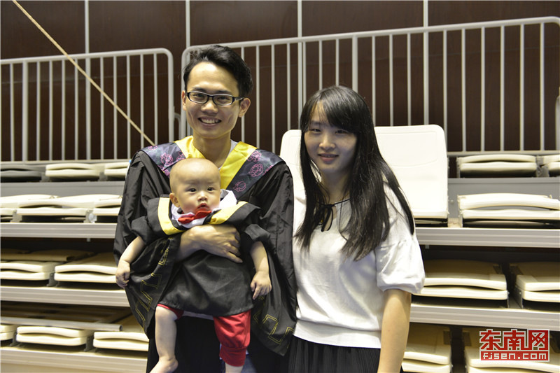 b083fead6c8918d4a53636.jpg