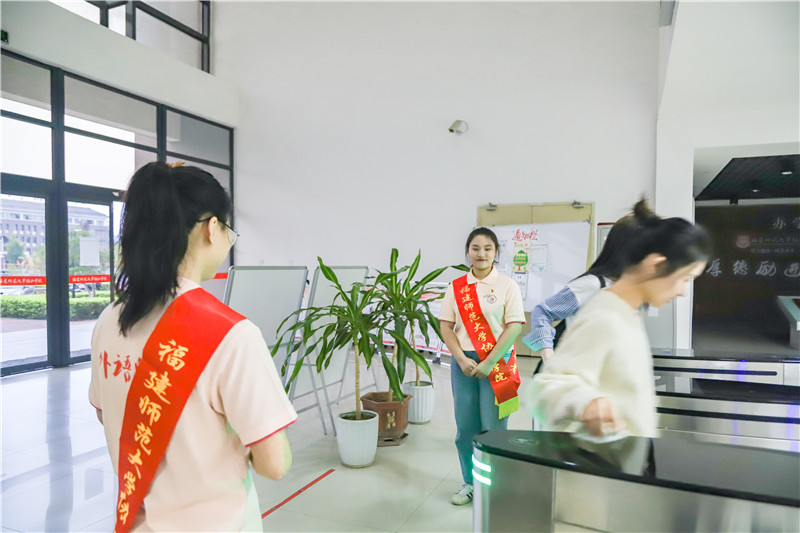 不忘初心担使命,志愿服务见行动—2.jpg