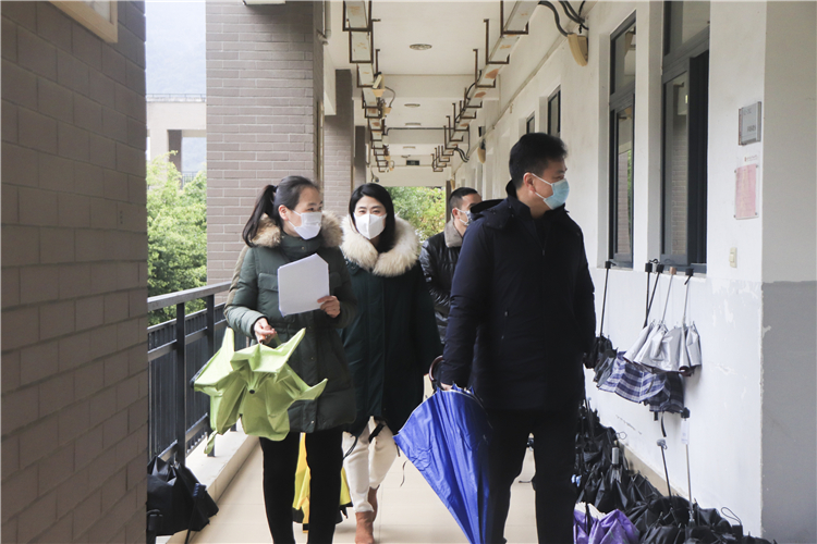 20220221开学第一天巡查 鄢志平摄 (5).JPG