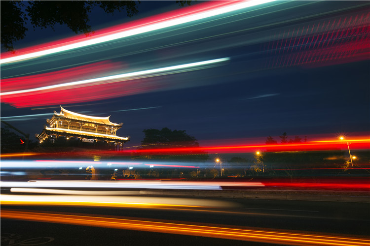 54 《临漳门的夜色》.jpg