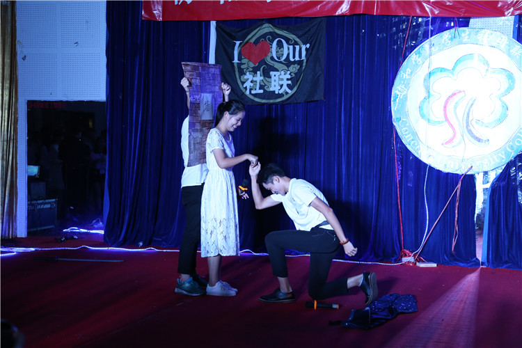 20161028我院学生社团联合会举办第五届“万圣节”假面舞会潘树琛 (4).JPG