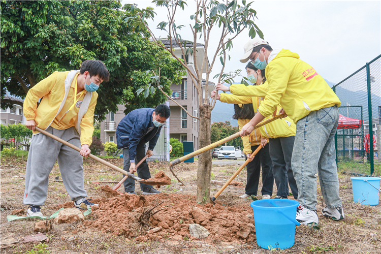 20220417黄衫植新绿 一起向未来 甘雨昕摄 (10)-2.jpg